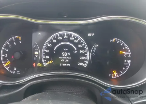 2018 Jeep Grand Cherokee Limited 4X2 z USA, uszkodzony, nr VIN 1C4RJEBG9JC402790